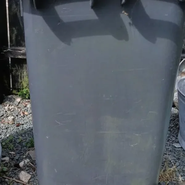 Grey bin