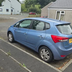 Hyundai IX20 2011 Manual MPV - Image 2