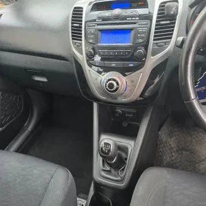 Hyundai IX20 2011 Manual MPV - Image 6
