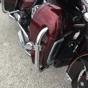 2016 Harley-Davidson FLHTCU Electra Glide Ultra Classic Vivid Black - Image 4