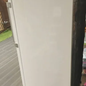 Tall Hotpoint freezer UH6 F2C W - Image 3