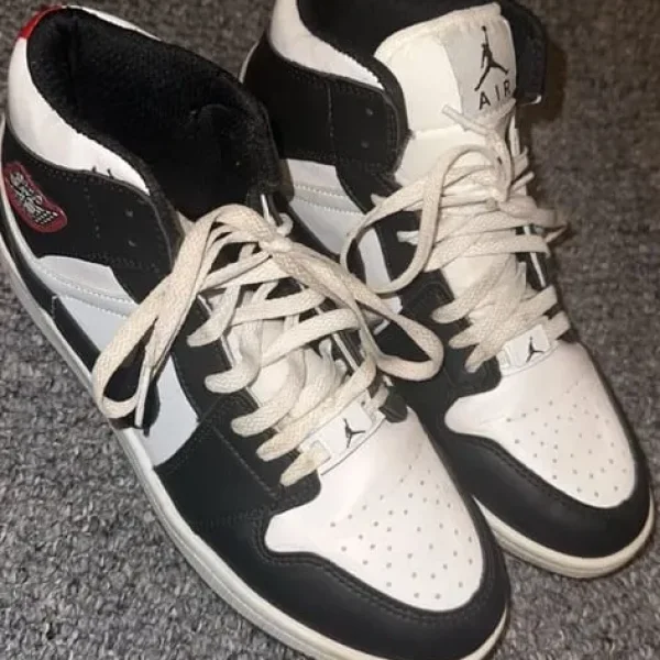 Genuine Air Jordan trainers UK size 5.5
