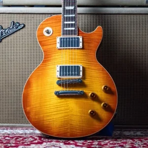 2011 Gibson Les Paul Standard Plus Honeyburst - Image 4