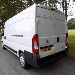 2022 Vauxhall Movano Long Wheelbase Van Diesel Manual with Air Con - Image 5