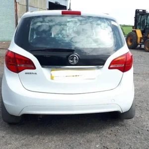 Vauxhall Meriva MK2 1.4 Petrol for parts - Image 3