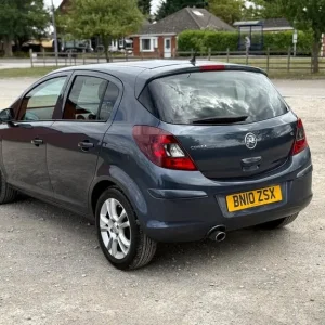 2010 Vauxhall Corsa 1.2i 16V SXi 5-door hatchback - Image 3