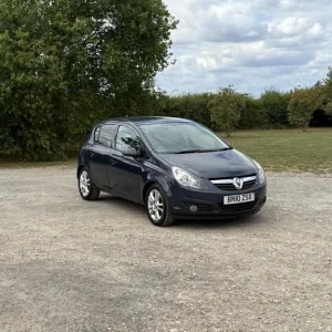 2010 Vauxhall Corsa 1.2i 16V SXi 5-door hatchback - Image 6