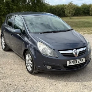 2010 Vauxhall Corsa 1.2i 16V SXi 5-door hatchback