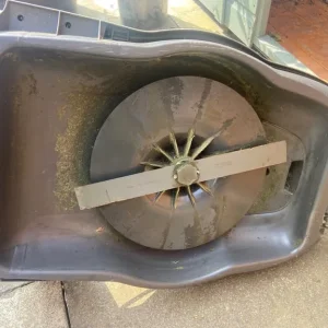 Flymo Easiglide 360v lawnmower - Image 3