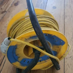 2 x 110V heavy duty extension reels, 2 socket - Image 5