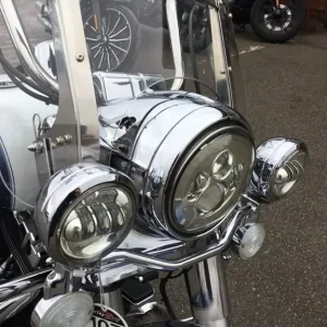 2015 Harley-Davidson FLHRC Road King Classic Teal and White Pearl - Image 3
