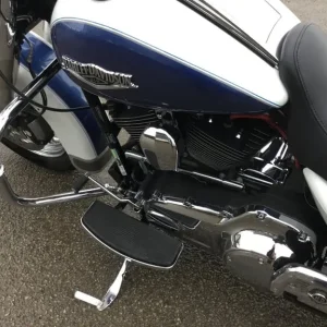 2015 Harley-Davidson FLHRC Road King Classic Teal and White Pearl - Image 8