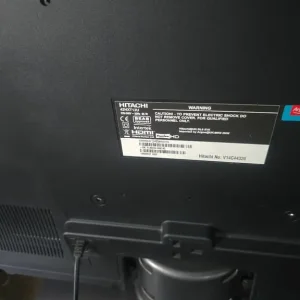 40-inch LED TV with HDMI and Remote - Image 3