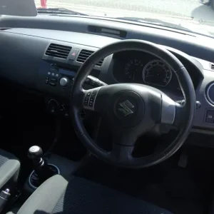 2010 Suzuki Swift 1.3 SZ2 3-door hatchback petrol manual - Image 7