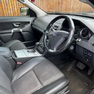 Volvo XC90 Estate 2012 2400cc 5-door semi-auto - Image 6