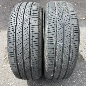 Pair of used part worn 225/70/15C commercial tyres Landsail LSV88 8mm