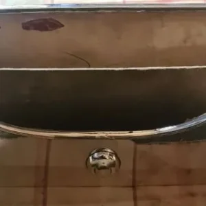 Vintage silver colour letter desk tidy - Image 2