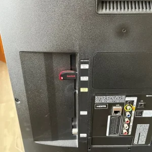 Samsung LED TV - Image 4