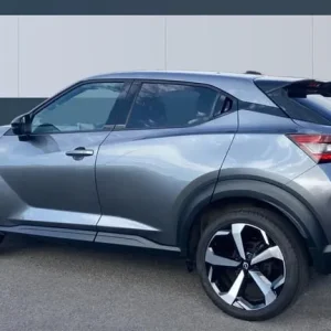 2022 Nissan Juke 1.0 DiG-T 114 Tekna 5-door Petrol Manual - Image 2