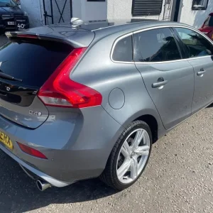 2017 Volvo V40 R-Design Pro D4 5-door Hatchback - Image 4