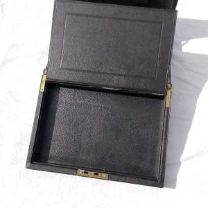 Late 19th century folding leather bound writing sloop - Image 8