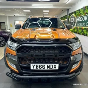 Ford Ranger Wildtrak 3.2 TDCI 4x4 with Leather, Heated Seats, Sat Nav - Image 5