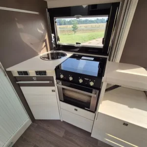 Chausson Welcome Premium 630 2019 Automatic 4 Berth Motorhome - Image 8