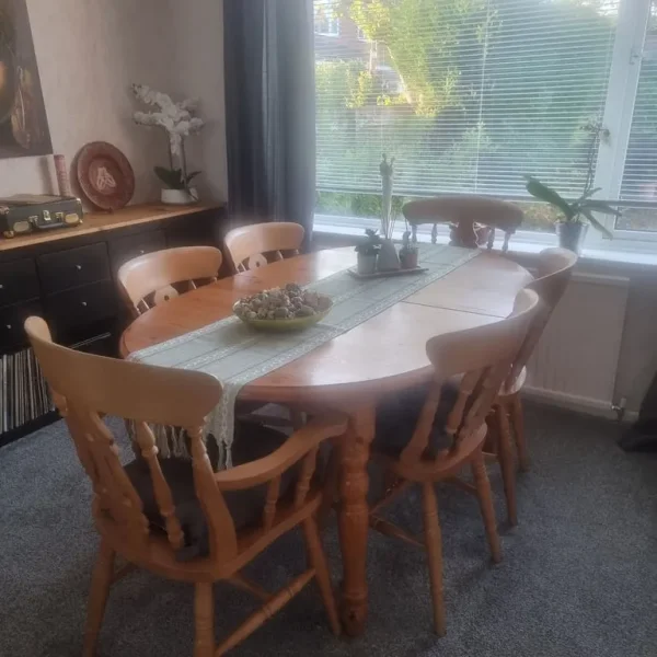 Extending Dining table and 6 chairs Solid wood