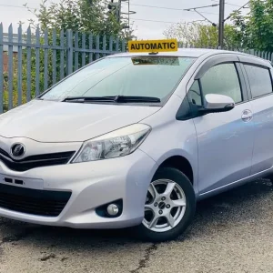 2013 Toyota Yaris 1.3 VVTi Automatic Hatchback - Image 3