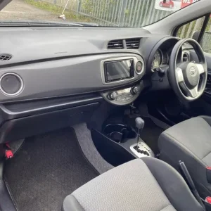 2013 Toyota Yaris 1.3 VVTi Automatic Hatchback - Image 5