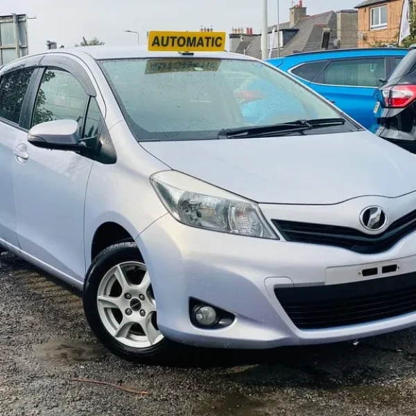 2013 Toyota Yaris 1.3 VVTi Automatic Hatchback
