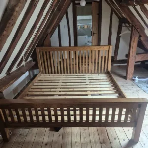 Solid rustic oak super king size bed great condition
