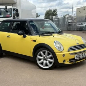 2005 MINI Hatch 1.6 Cooper 3dr Manual - Image 5