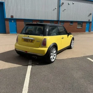 2005 MINI Hatch 1.6 Cooper 3dr Manual - Image 7