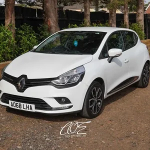 2018 Renault Clio 0.9 TCe 5-door hatchback manual - Image 3