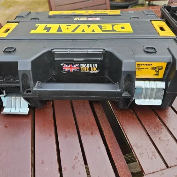 Dewalt cordless drill boxes