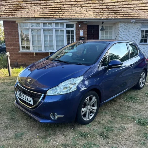 Peugeot 208 2013 hatchback manual 1.4L 3-door