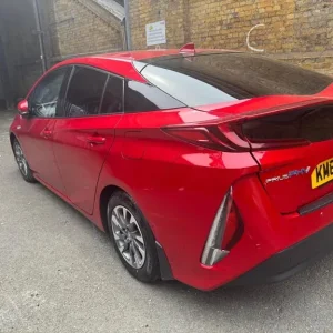 2019 Toyota Prius Hatchback - Image 2