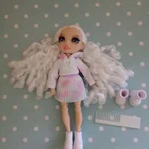 Shadow High, Mermaid, Rainbow High, Pink Hair Dolls - Image 3