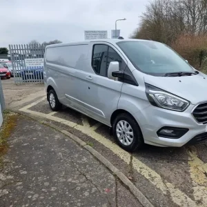 2022 Ford Transit Custom 300 LIMITED ECOBLUE LWB Panel Van Diesel Manual - Image 3