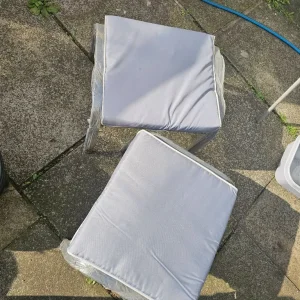 6 seater dining set with cushions, 2 footstools and side table - Image 4