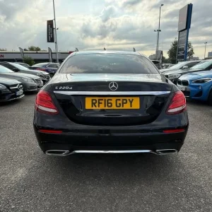 2016 Mercedes-Benz E220d AMG Line Premium Plus G-Tronic - Image 7