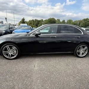 2016 Mercedes-Benz E220d AMG Line Premium Plus G-Tronic - Image 8