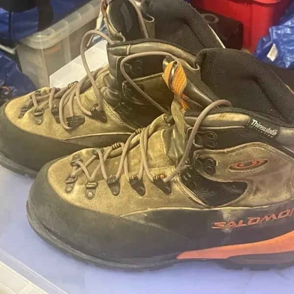 Salomon Winter Boots size 10