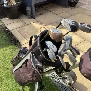 Set of 13 clubs, bag, balls, tees and trolley - Image 7