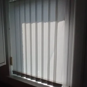 White Vertical Louvre Blinds - Image 2