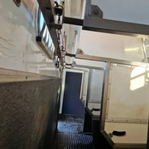 Horsebox 7.5t HB403 or HB506 swap - Image 8