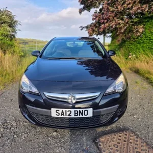Vauxhall Astra GTC Turbo 1.4T 2012 manual hatchback - Image 7
