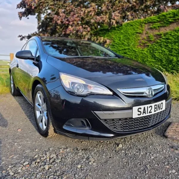 Vauxhall Astra GTC Turbo 1.4T 2012 manual hatchback