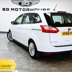 2018 Ford Grand C-Max Titanium MPV - Image 2